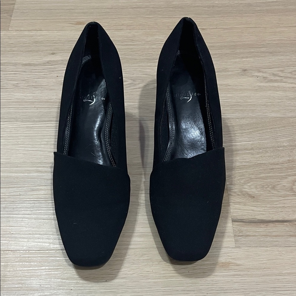 Life Stride Women's Black Loafers